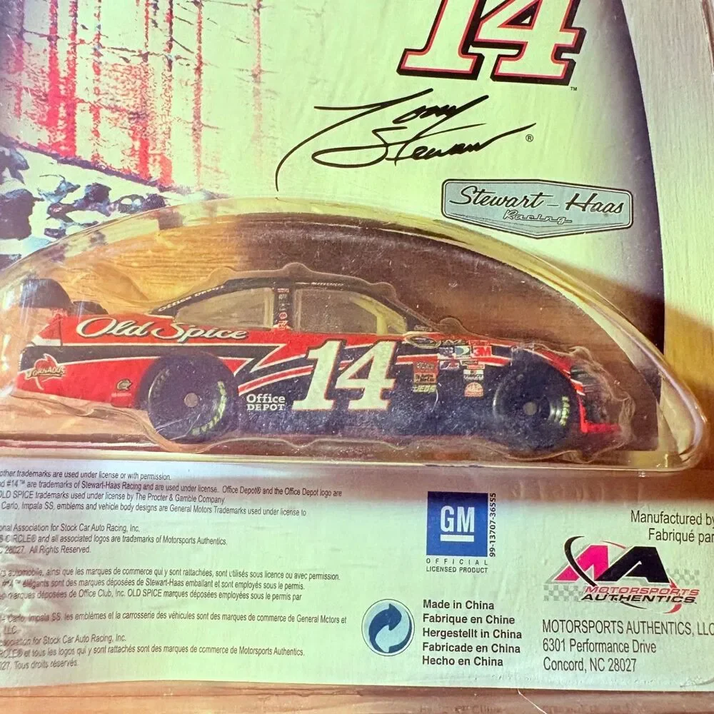 TONY STEWART #14 Old Spice Office Depot 1/64 Scale NASCAR 2010 Diecast W/ Hood